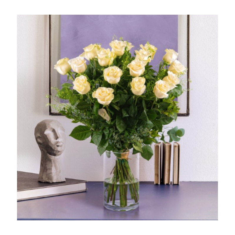 RAMO 18 ROSAS BLANCAS